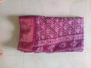 beautiful purple saree