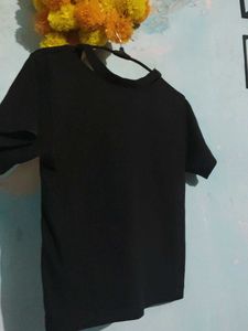 This Is a Small Black top For Girls