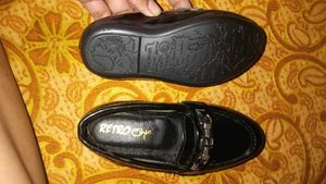 Retro Style Black Loafers