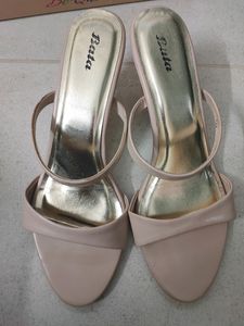 LOVELY BATA HEELS