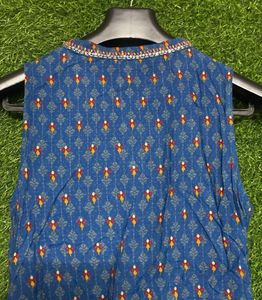 Global Desi Blue Printed Kurti