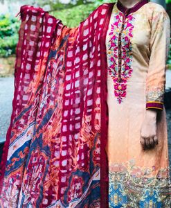Pakistani Suit Set {PRICE REDUCED}