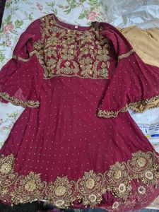 Sale! Heavy Worked Peplum Top And Umbrell