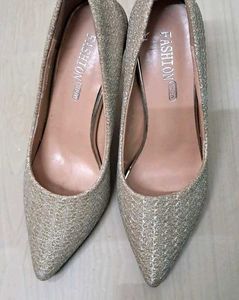 Shimmering Heel