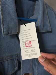 BLUE Denim Jacket - (SIZE-XL) Stylish &amp; Versatile
