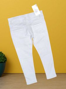 E@34 Size-32 (Sale) Latest Ladies high waist Jeans