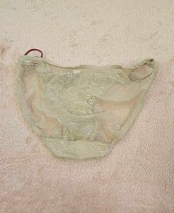 Lace Panties with Bow Detail