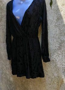 I. SEXY FULL SIZE DEEP NECK DRESS