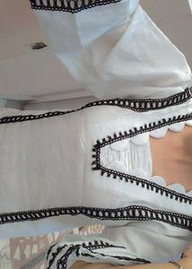 Pakistani TrendingSuite New Style Kmiz And Trouser
