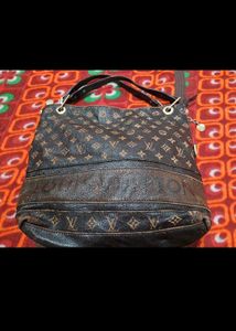 Louis Vuitton Shoulder Bag