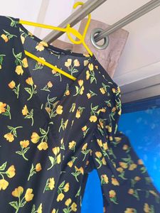Floral Print Crop Top