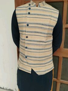 Trendy Beige Men’s Ethnic Wear with a Pocket