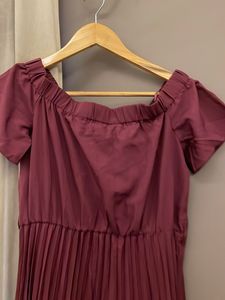 Off Shoulder Dress 👗