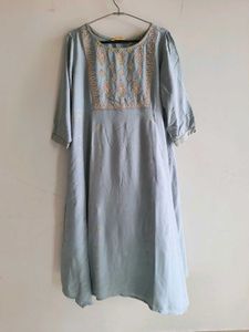 Avassa Kurta