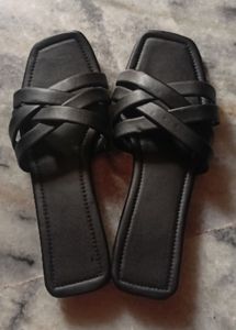Stylish Black Flats..All Sizes169 No Othercharges