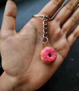 Donut Keychain 🍩