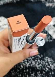 Mac Locked Kiss Lipstick (Teaser)