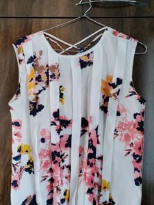Sleeveless Top White Colour
