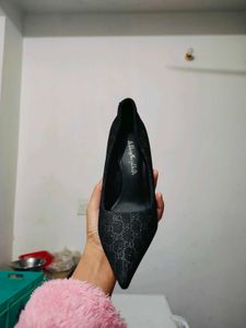 Elegant Boss Point Pencil Heel