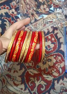 Red &amp; Gold Bangle Set