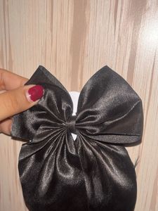 COMBO OF HAIRTIE SCRUNCHIES,EARRING,PERFUME&amp; POUCH