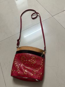 Multiple Pockets  Sling Bag