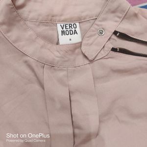 Combo of 4 items: 3 top and 1 jeans Colour: blue , peach and pink