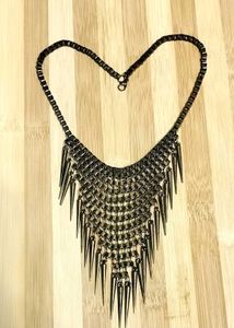 SPIKE STATEMENT NECKLACE ✴️