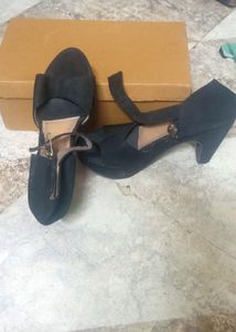 Black Heel