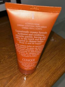 Clinique Happy Perfume &amp; Body Cream Set