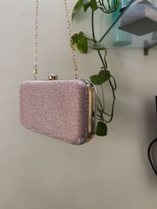 Shiny Clutch