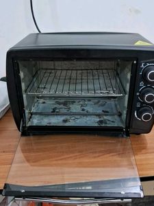 Mara Toaster Oven - Black