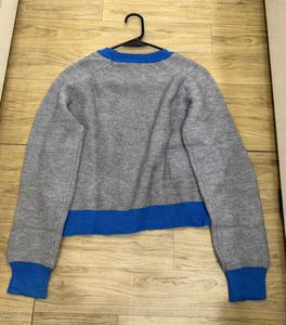 Stylish Grey Knit Sweater Top - M/L