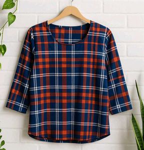 Plaid 3/4 Sleeve Top