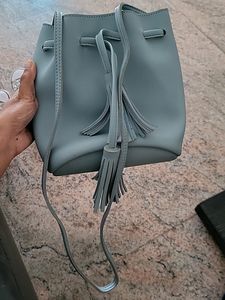 trendy sling bag