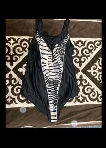 International Swimwear 🎁💕💕