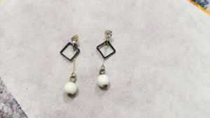 2 Year Rings And To Hair Pins