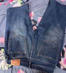 Levi&#39;s Denim Jeans
