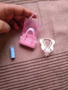 Barbie Doll Acce Cories