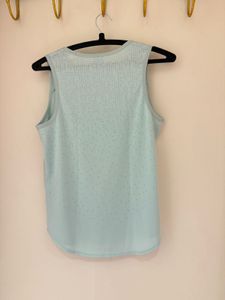 Elegant Sparingly Used T-shirt