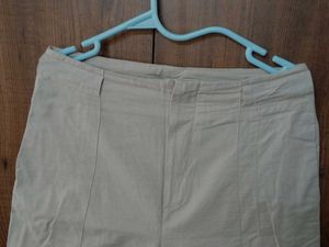 Women Beige Cropped Trousers