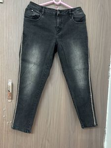 New Projective Branded Shaded Denim Size 34
