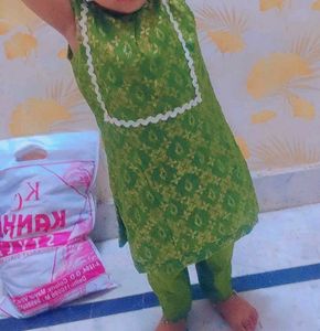 Green Floral Patterned Salwar Kameez Set