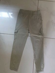 women olive cargo pant