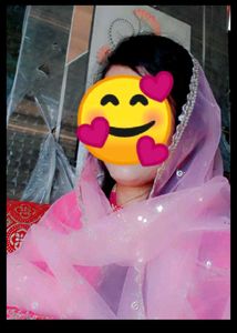 pink Embroidered Kurta.srif 30 miniut wear kiya.