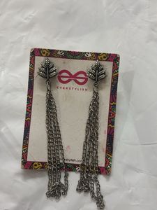 Everstylish Leaf Drop Earrings