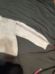 Round Nack Corp Winter Top