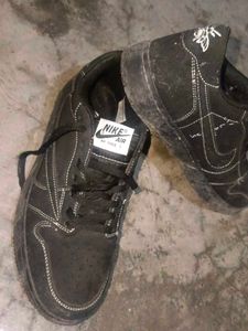 AJ1 RETRO LOW OG SP TRAVIS SCOTT BLACK PHANTOM