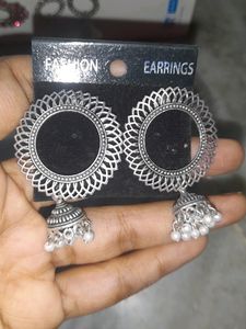 Earings Each Set 50rs Only