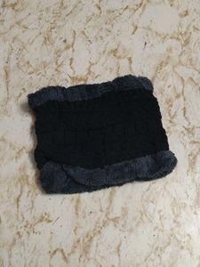 Black Winter Hat &amp; Scarf Set